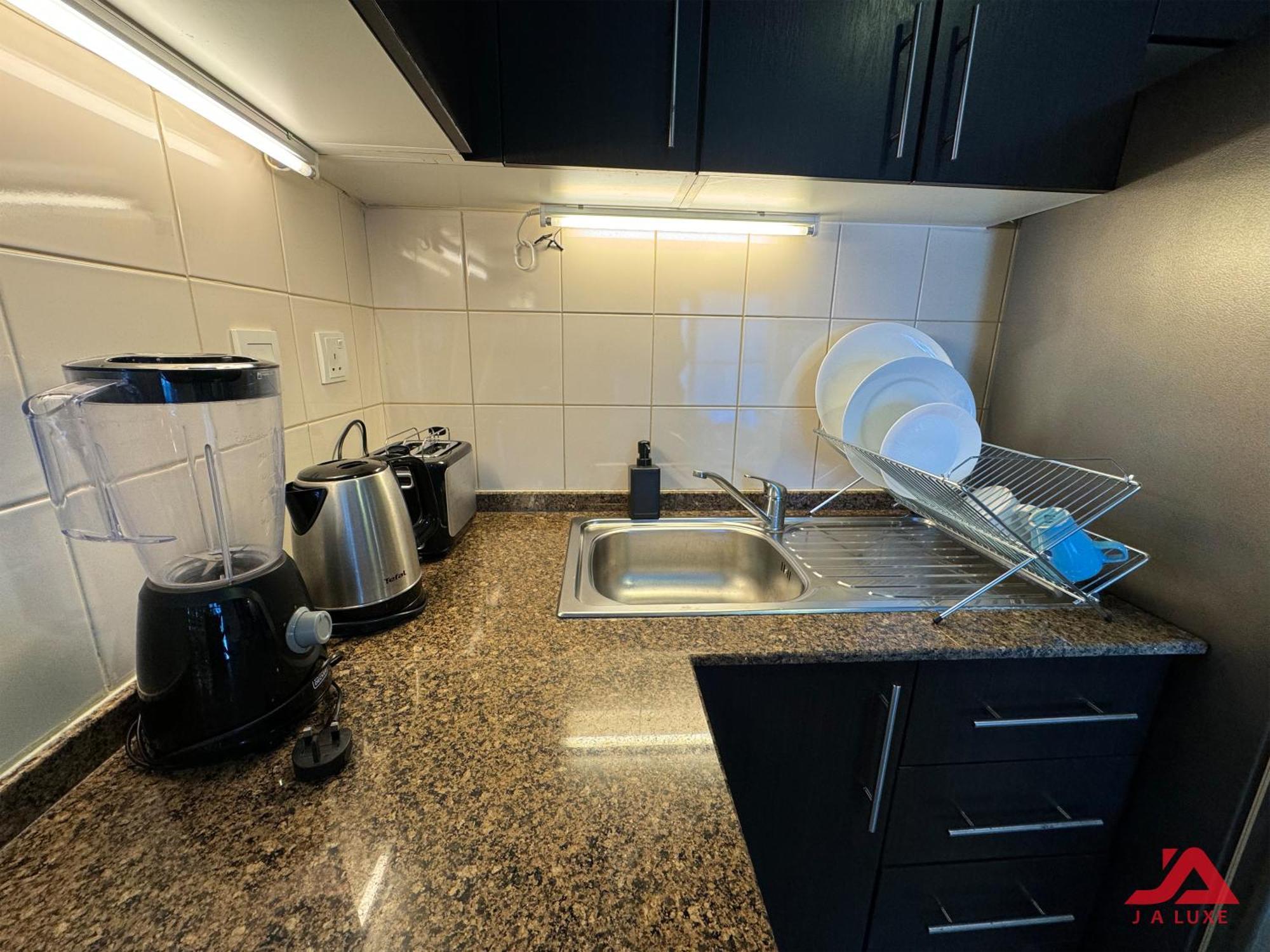 Cozy Marina & Sea View Apt In Bay Central Tower Dubai Marina With Modern Gym & Pool, Steps To Beach & Metro Ngoại thất bức ảnh