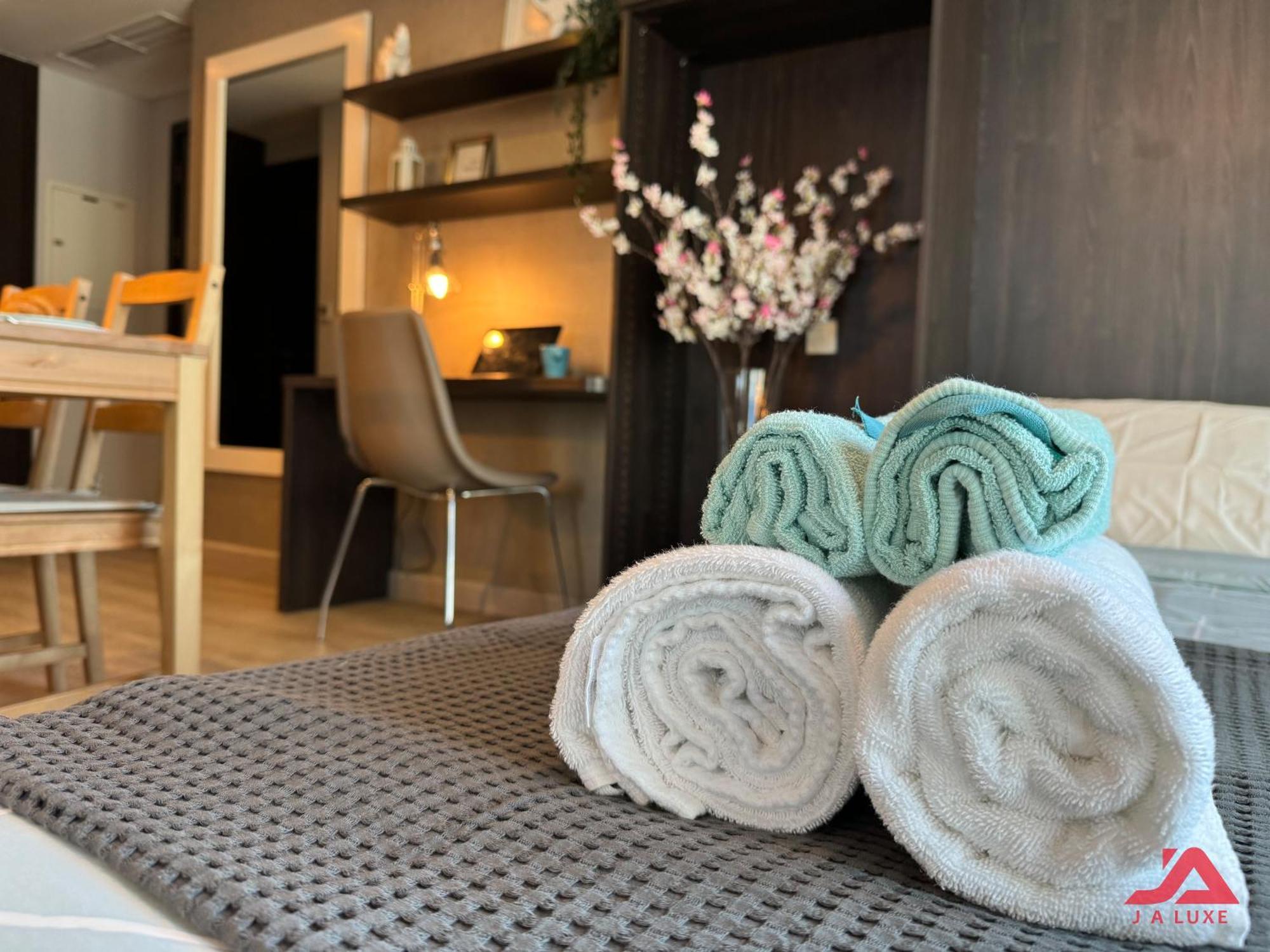 Cozy Marina & Sea View Apt In Bay Central Tower Dubai Marina With Modern Gym & Pool, Steps To Beach & Metro Ngoại thất bức ảnh